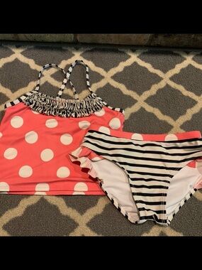 Girls 2 piece Gymboree swim suit size 10